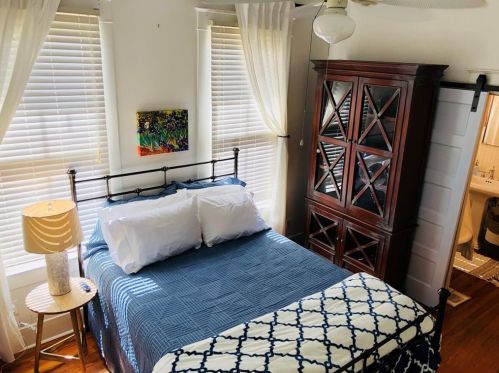 1411 13 St, Galveston TX 77550-8248 exterior