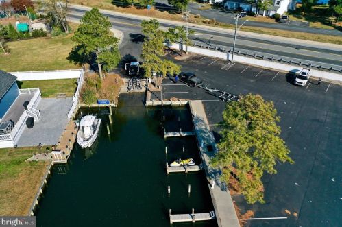 37964 Fenwick Cir, Selbyville DE  19975-4139 exterior