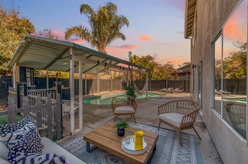 2774 Swan Ln, Los Banos, CA 93635-9451