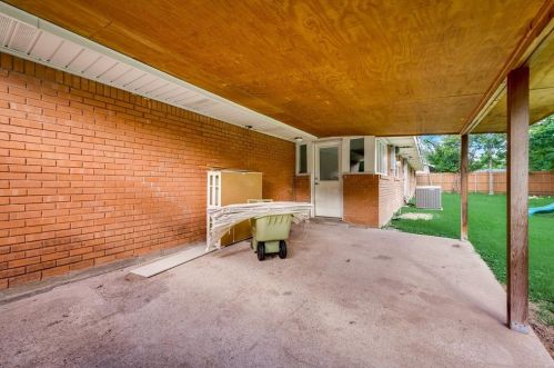 4241 Whitfield Ave, Fort Worth TX  76109-5312 exterior