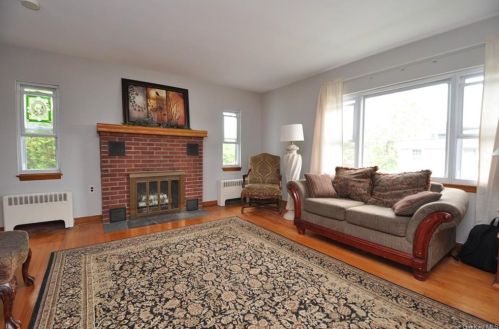 13 Oak Ave, Highland Falls NY  10928-1308 exterior