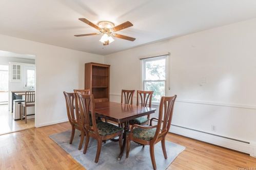 30 Canterbury Rd, White Plains NY  10607-1108 exterior