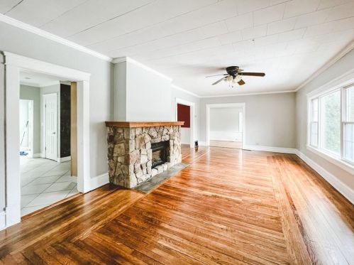 718 Pine St, Meadville, PA 16335-2717