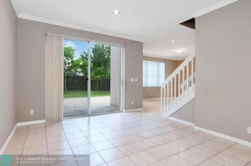 17398 20th Ct, Hollywood FL  33029-5541 exterior