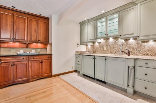 26 Wright Rd, Hollis NH  03049-6154 exterior