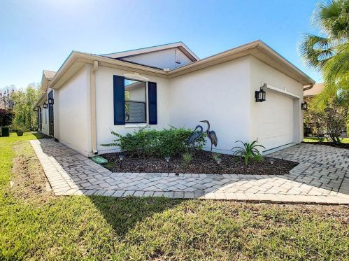 688 Grand Canal Dr, Kissimmee FL 34759-4345 exterior