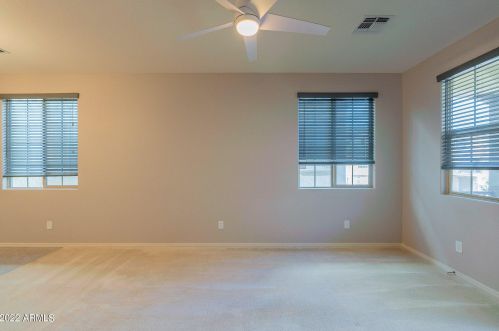 1720 Dogwood Ln, Gilbert AZ  85295-6042 exterior