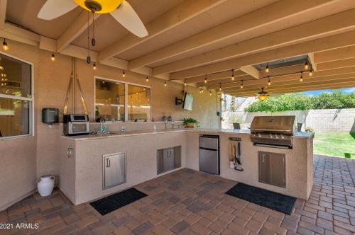 4626 Everett Dr, Phoenix AZ  85032-4893 exterior
