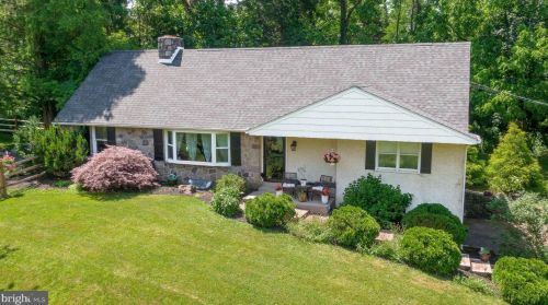870 Orchard Ln, Harleysville, PA 19438-1034