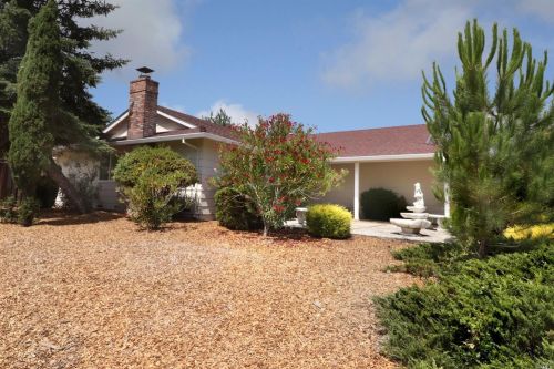 7320 Oakmont Dr, Santa Rosa, CA 95409-6305