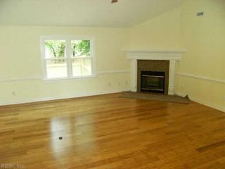 420 Weeping Cedar Trl, Chesapeake, VA 23323-1839