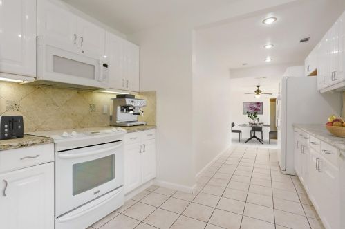 632 L St, Rio Linda CA  95673-3443 exterior