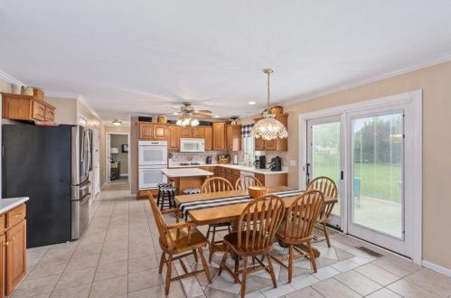 5924 Elderberry Dr, Orefield PA  18069-8811 exterior