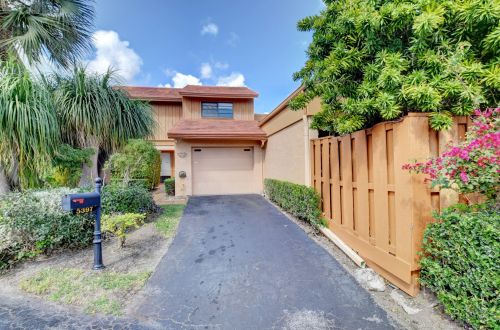 5397 Stonybrook Ln, Boynton Beach, FL 33437-1618