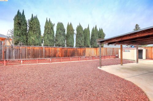 1861 Concannon Dr, Oakley CA  94561-3018 exterior