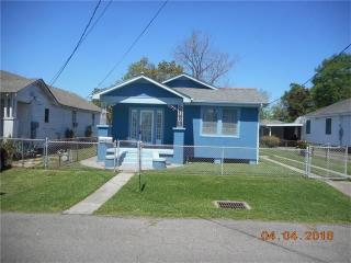7520 6th St, Marrero, LA 70072-1037