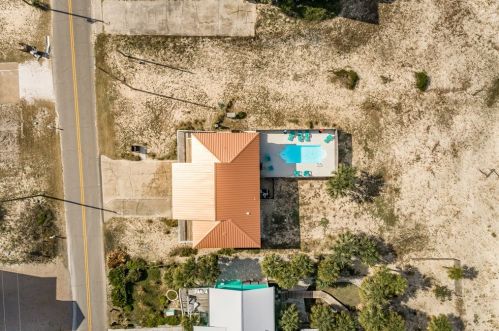 433 Gorrie Dr, Saint George Island FL  32328-3012 exterior