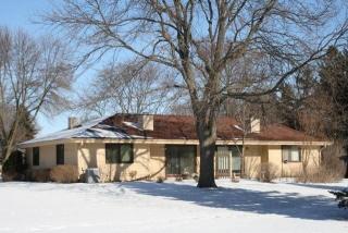 11016 Balsam Tree Ct, Thiensville, WI 53092-4328