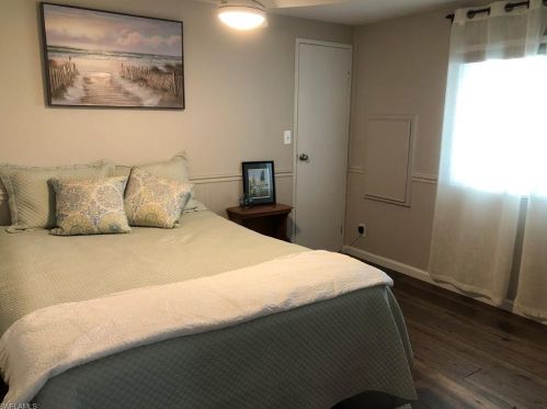 46 Le Mans Dr, Naples FL 34112-9127 exterior