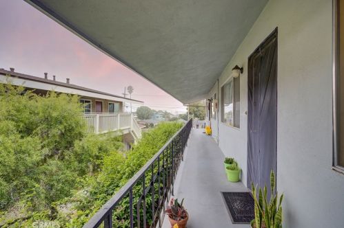 857 Manhattan, Pismo Beach CA  93433-2407 exterior