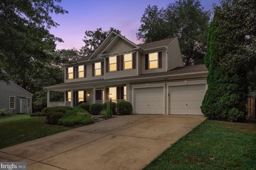 527 Rugby Ct, Purcellville VA  20132-3415 exterior