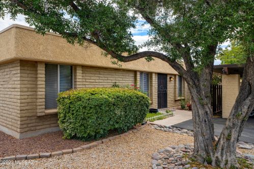 670 Pantano Rd, Tucson, AZ 85710-5800