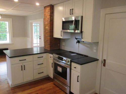 366 Roxbury St, Keene NH  03431-3876 exterior