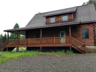 18391 Megs Ln, Tipler, WI 54542-9478