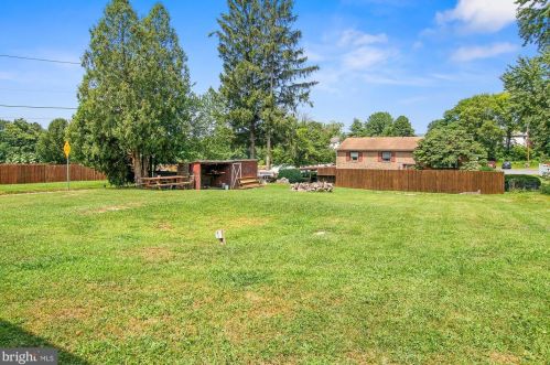 17 Adams St, West Enola PA  17025-2802 exterior