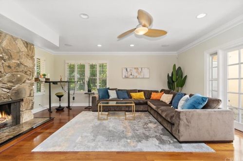 1918 College Vista Ave, Walnut CA  91789-1004 exterior