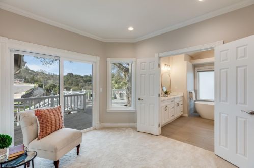 21461 Saratoga Hills Rd, Saratoga CA  95070-5377 exterior