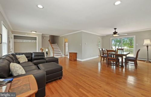 100 Spring Ter, Browns Mills NJ  08015-6502 exterior