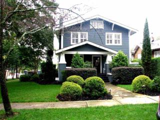 201 Earle St, Greenville, SC 29609-5605