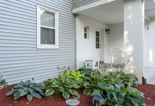 7 Funston Ln, Cincinnati, OH 45218-1504