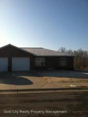 148 Croghan Way, Big Spring KY  40175-9724 exterior