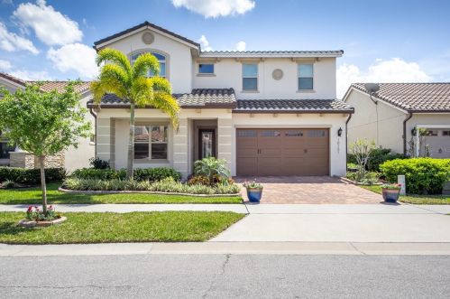 10151 Henbury St, Orlando, FL 32832-6980