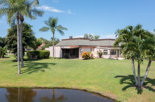 3308 Sandpiper Cir, Port Saint Lucie FL  34952-6102 exterior