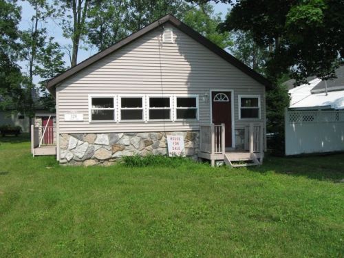 128 Larkin Ave, Whitelaw, NY 13032-3206