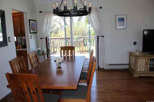 1212 Sylvia Rd, Seaford NY  11783-1537 exterior