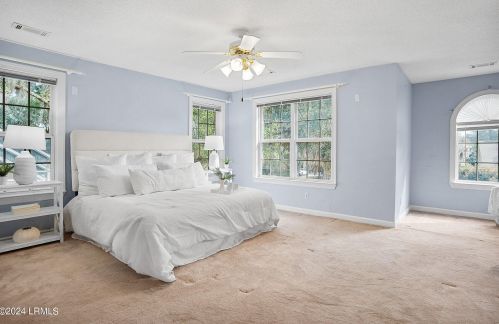 1089 Otter Cir, Beaufort SC  29902-5861 exterior