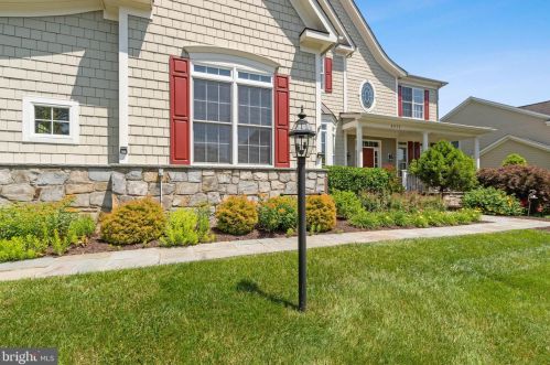 8373 Pedigrue Ct, Gainesville VA  20155-3240 exterior