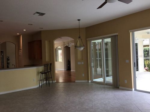 1673 Oak Park Ct, Tarpon Springs FL  34689-3891 exterior