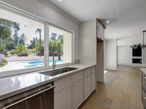 13378 Calle Colina, Poway CA exterior