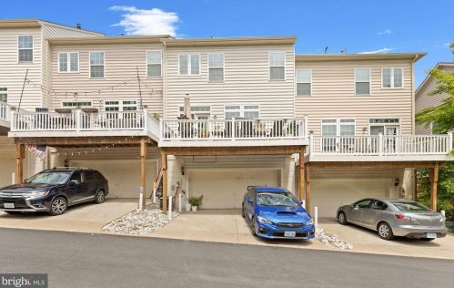 2355 Merseyside Dr, Woodbridge VA  22191-6568 exterior