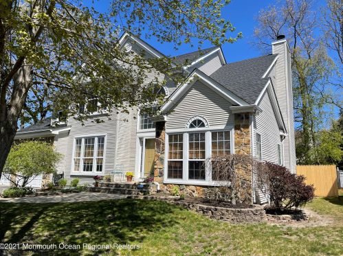 6 Cambridge Way, Bricktown, NJ 08724-2559