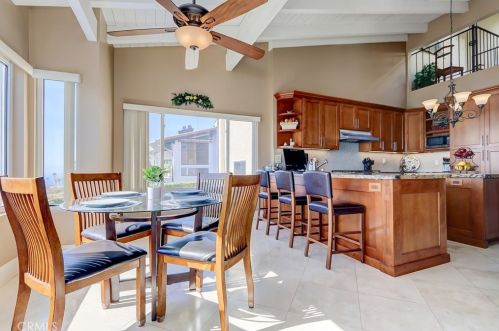 30525 Rhone Dr, Rancho Palos Verdes CA  90275-5742 exterior