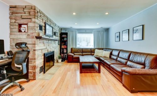 15 5th Ave, Manville NJ  08835-1321 exterior