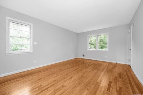 16 Bonwit Rd, Rye Brook NY  10573-1936 exterior