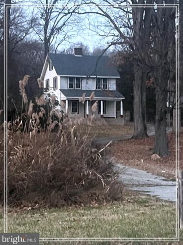 1044 River Rd, New Castle, DE 19720-5104