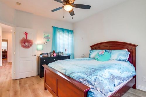 3160 Goldfinch St, San Diego CA 92103-2965 exterior